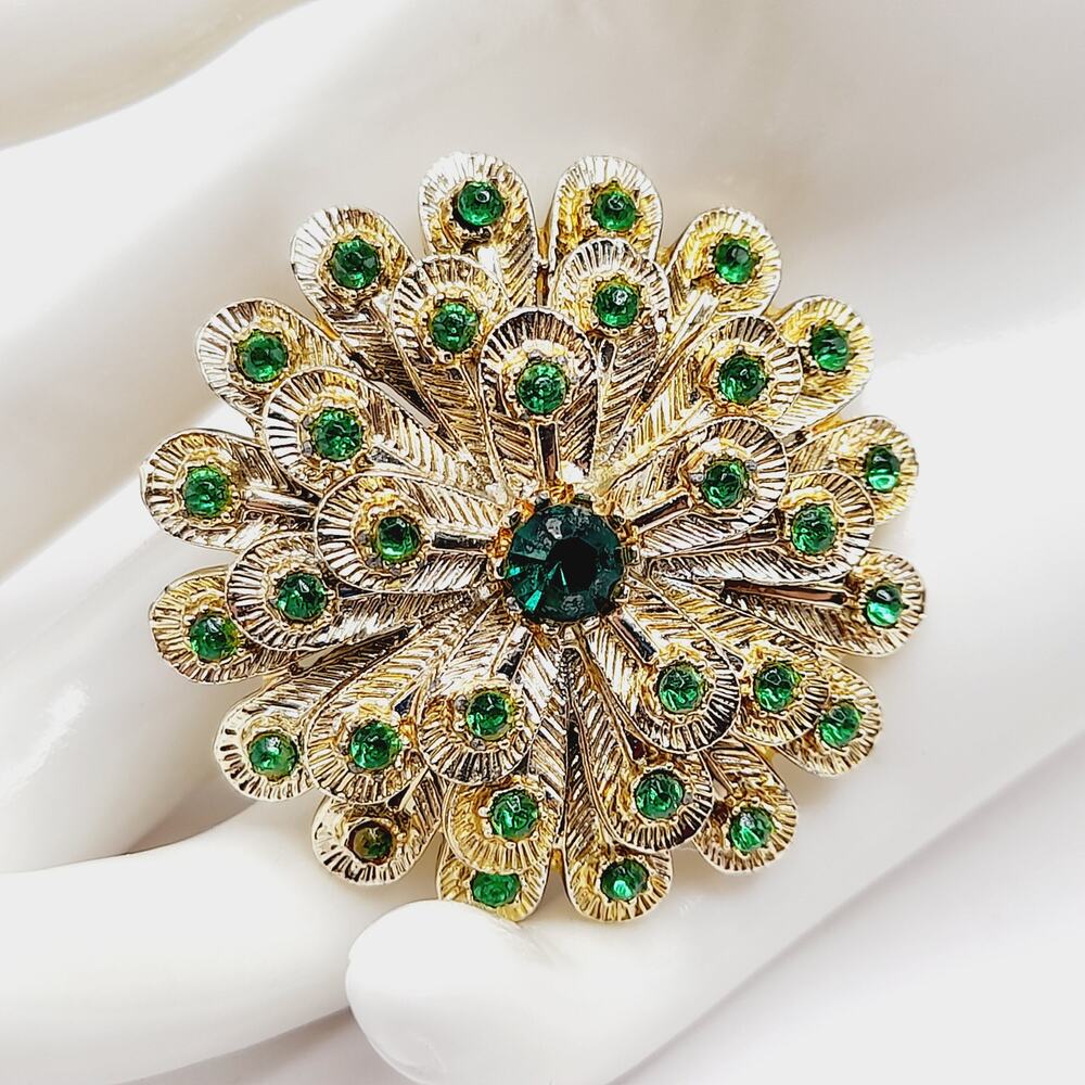Vintage Green Rhinestone Floral Brooch Gold Tone Mum Style